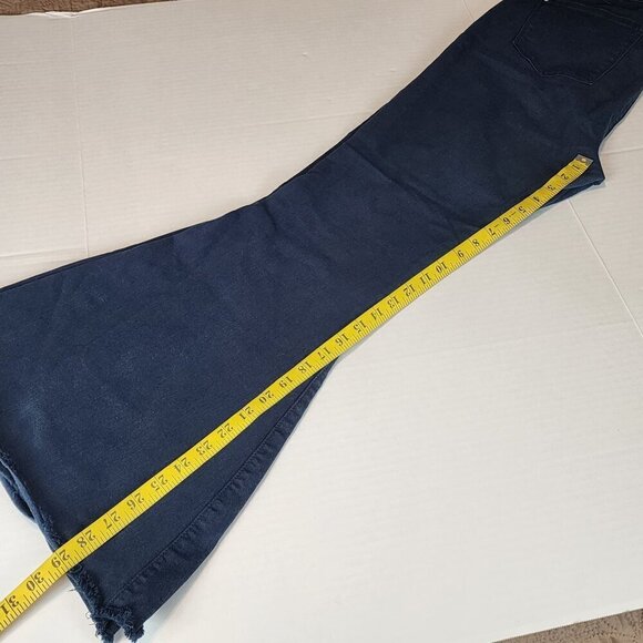 Judy Blue super flare jeans size 11/ 30 Raw hems bell bottom - Picture 11 of 16
